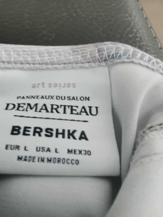 Vestido BERSHKA.