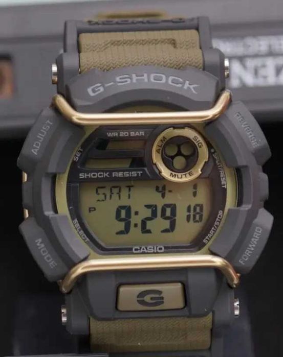Годинник тактичний Casio G-Shock GD-400-9 200m