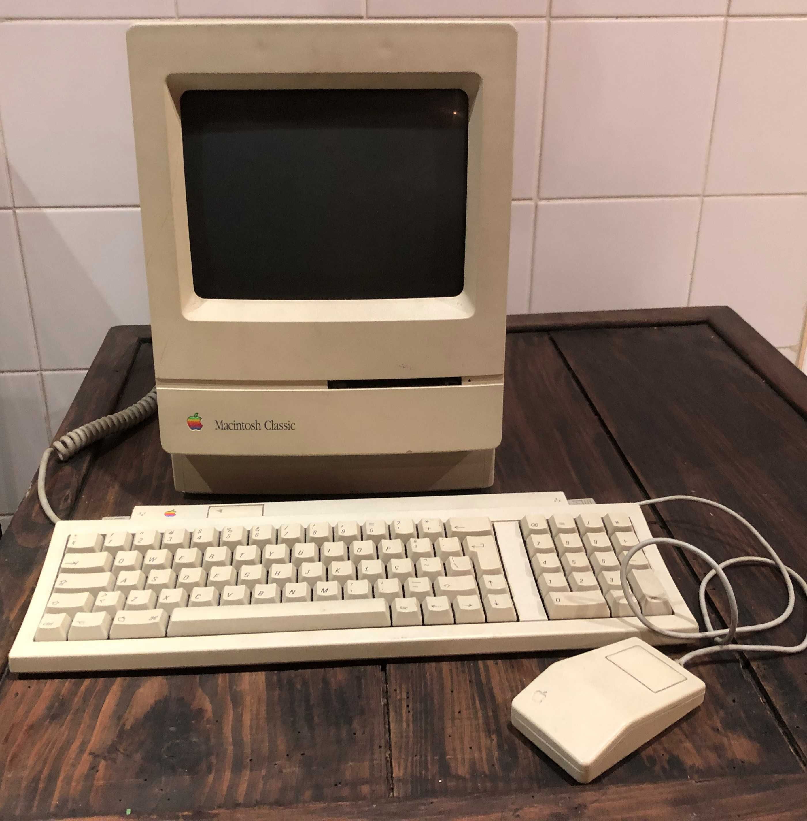 Macintosh Plus 1Mb