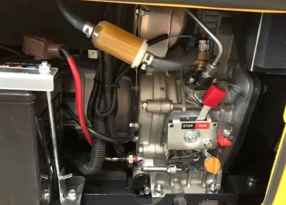 Генератор дизельний тихий однофазний 220В 5 кВт COVAX KDE7000Tз AVR