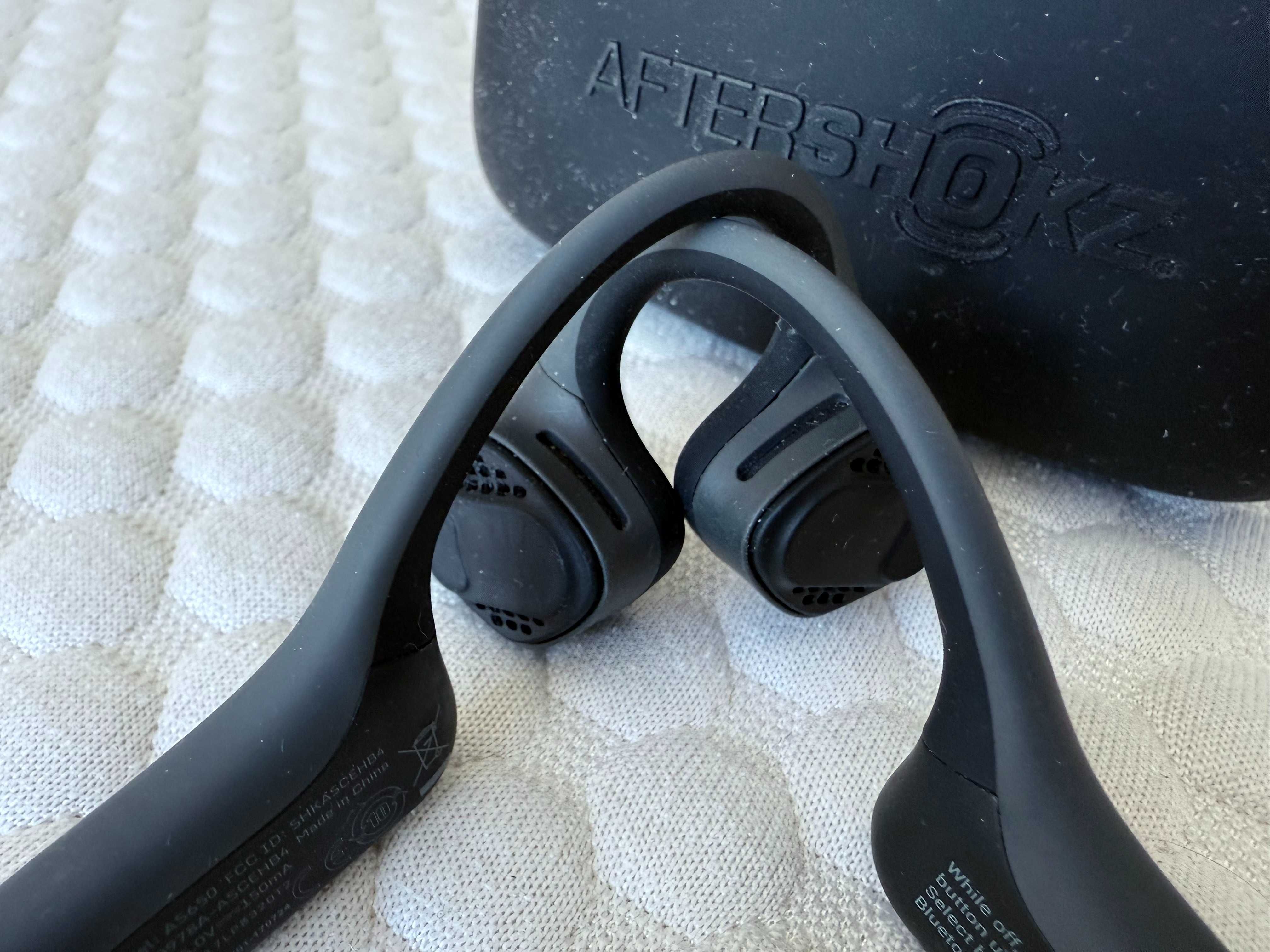After shokz Trekz Titanium - bezprzewodowe słuchawki kostne