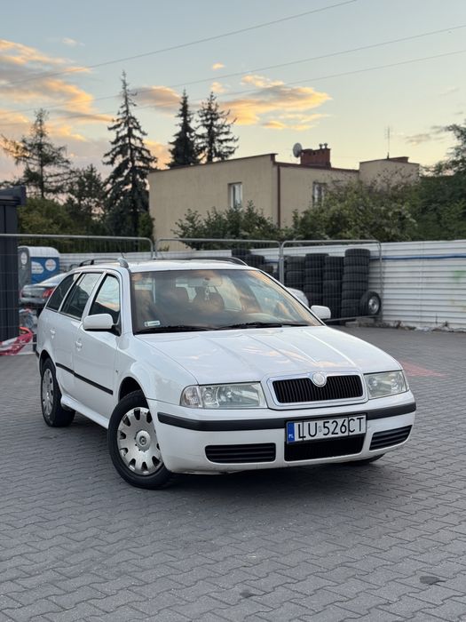 Autokomis TopCar! Skoda Octavia Tour 1.6 Benzyna/2007 Rok/Gwarancja !!