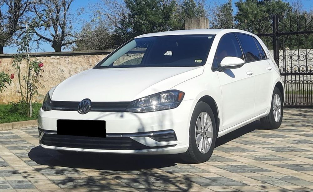 Volkswagen Golf 2019 року