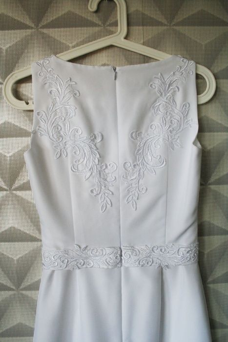 Satynowa suknia ślubna