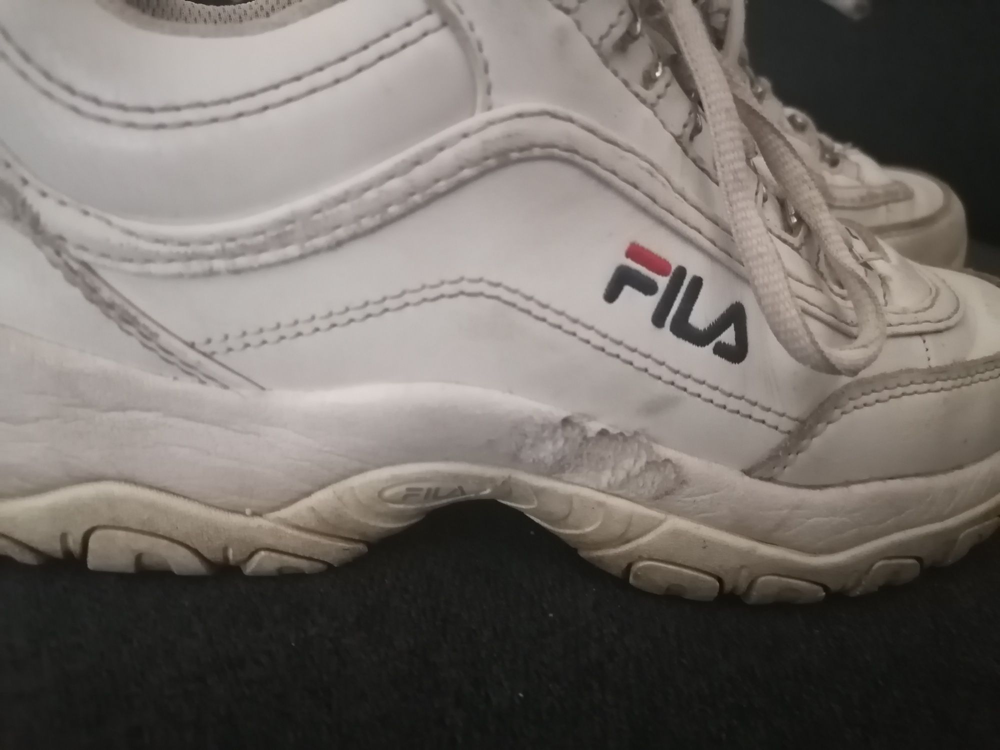 Buty sportowe adidasy na podwórko FILA