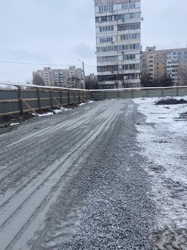 Шлак. Вывоз  мусора .Демонтаж  строений. Самосвал. Экскаватор. Песок