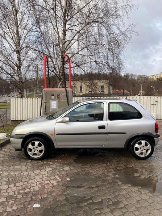 opel corsa 1.0 2000