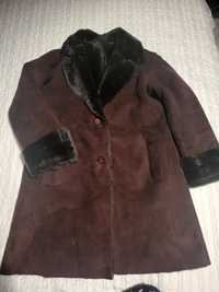 Casaco  de inverno cor castanho escuro, pouco usado  feminino  tamanho