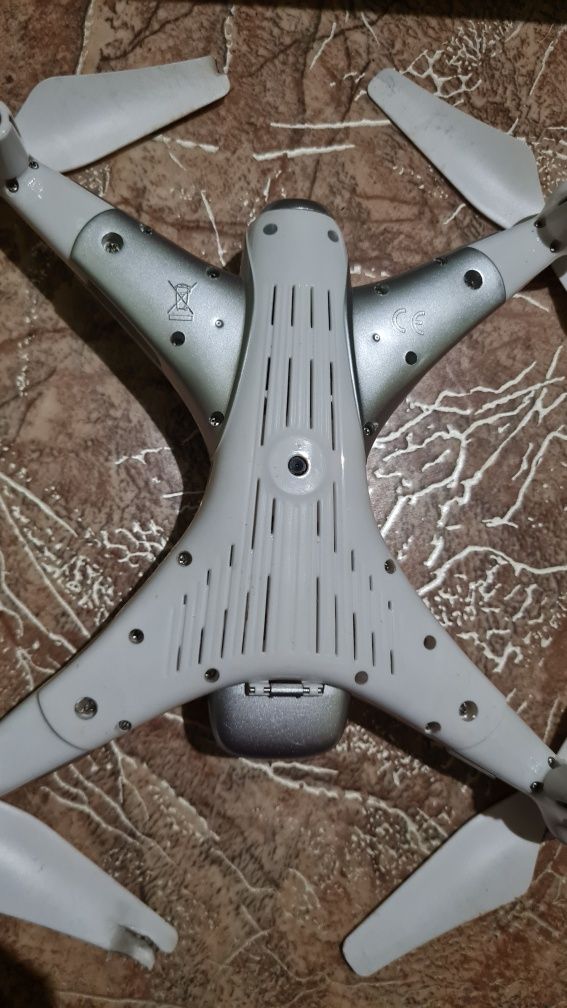 Квадрокоптер игрушечный Syma Z3 с камерой, на р/у (Z3)