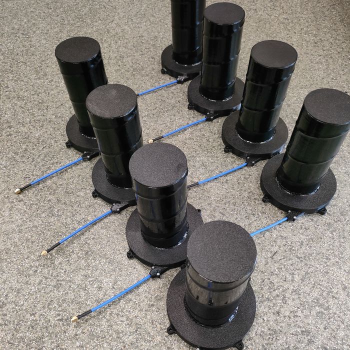 Антена Helix 1.0–1.3GHz 10dBi RHCP/LHCP