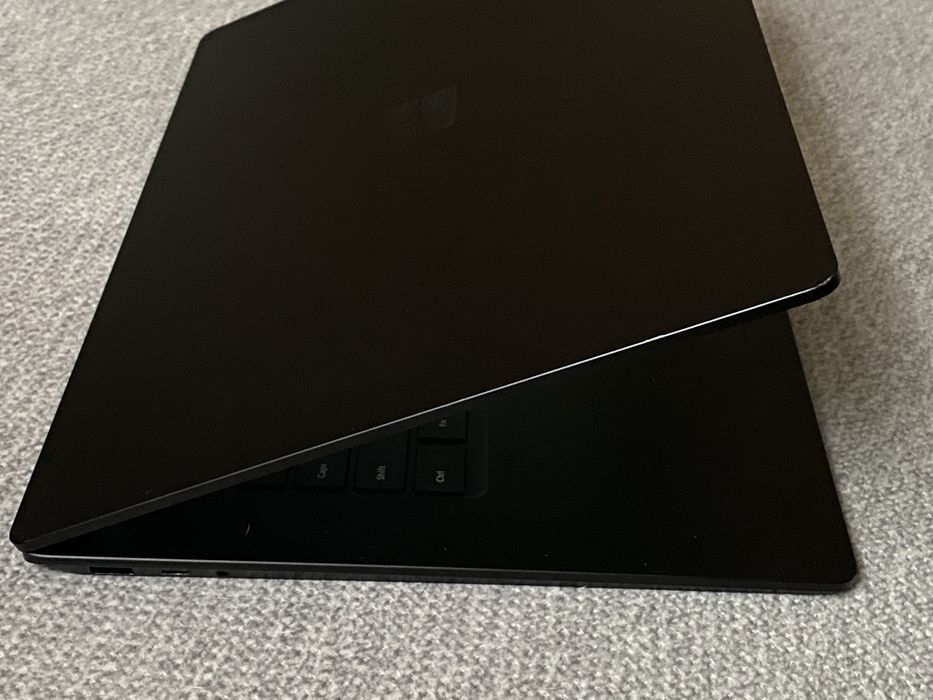 Ноутбук Microsoft Surface Laptop 3 13.5” i5 8/256Gb + Windows ліцензія