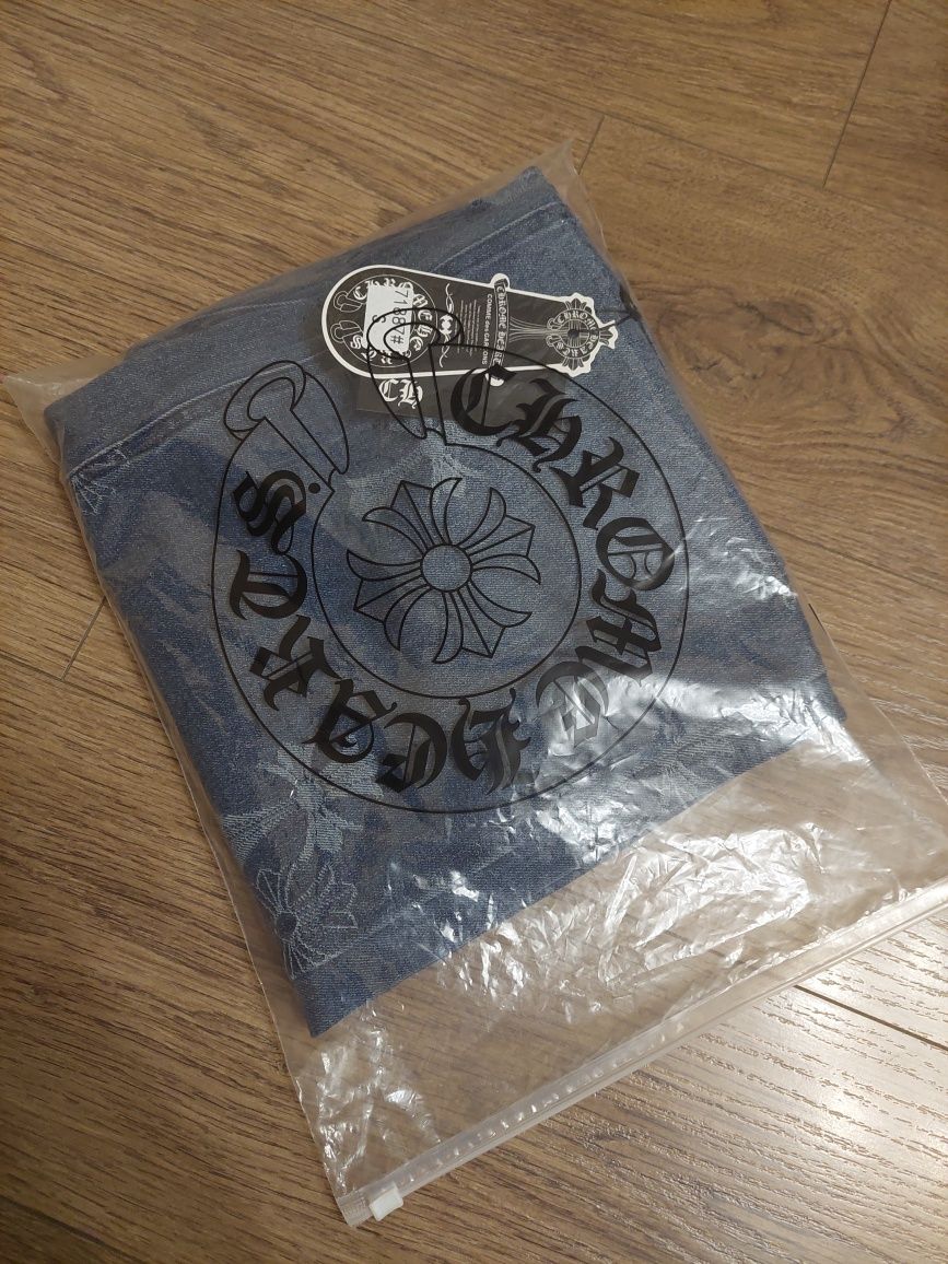 Джинсы Chrome hearts