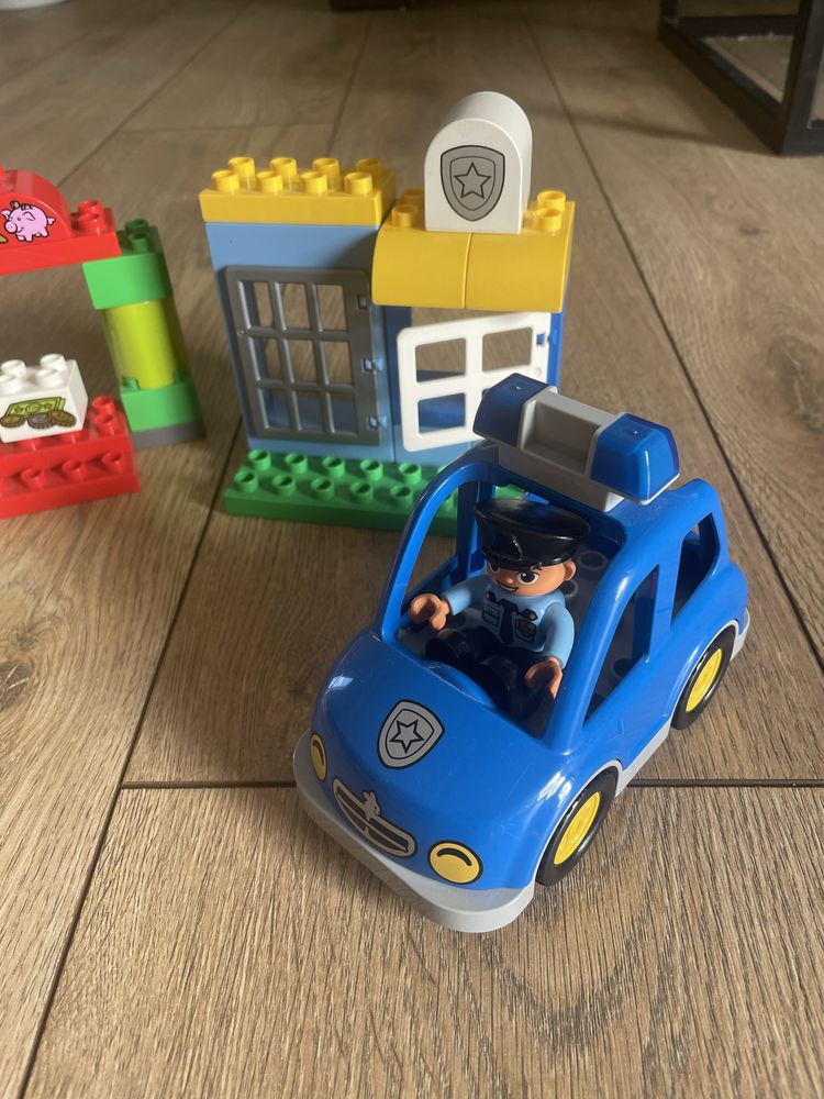 Lego duplo policjant zlodziej radiowoz bank