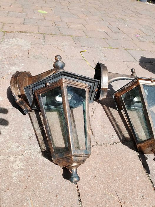 Lampa, latarnia ogrodowa.