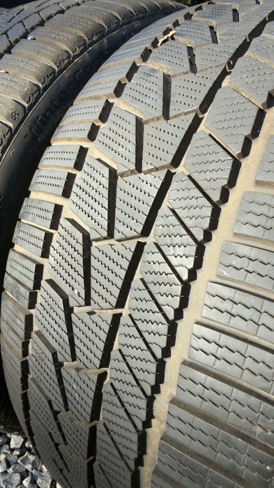 2 x WinterContactTS860 255X35 R19 2 x WinterContactTS860 225X40 R19