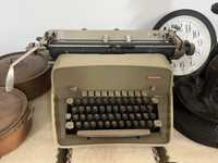 Máquina de escrever anos 60 da Messa excelente estado conservação