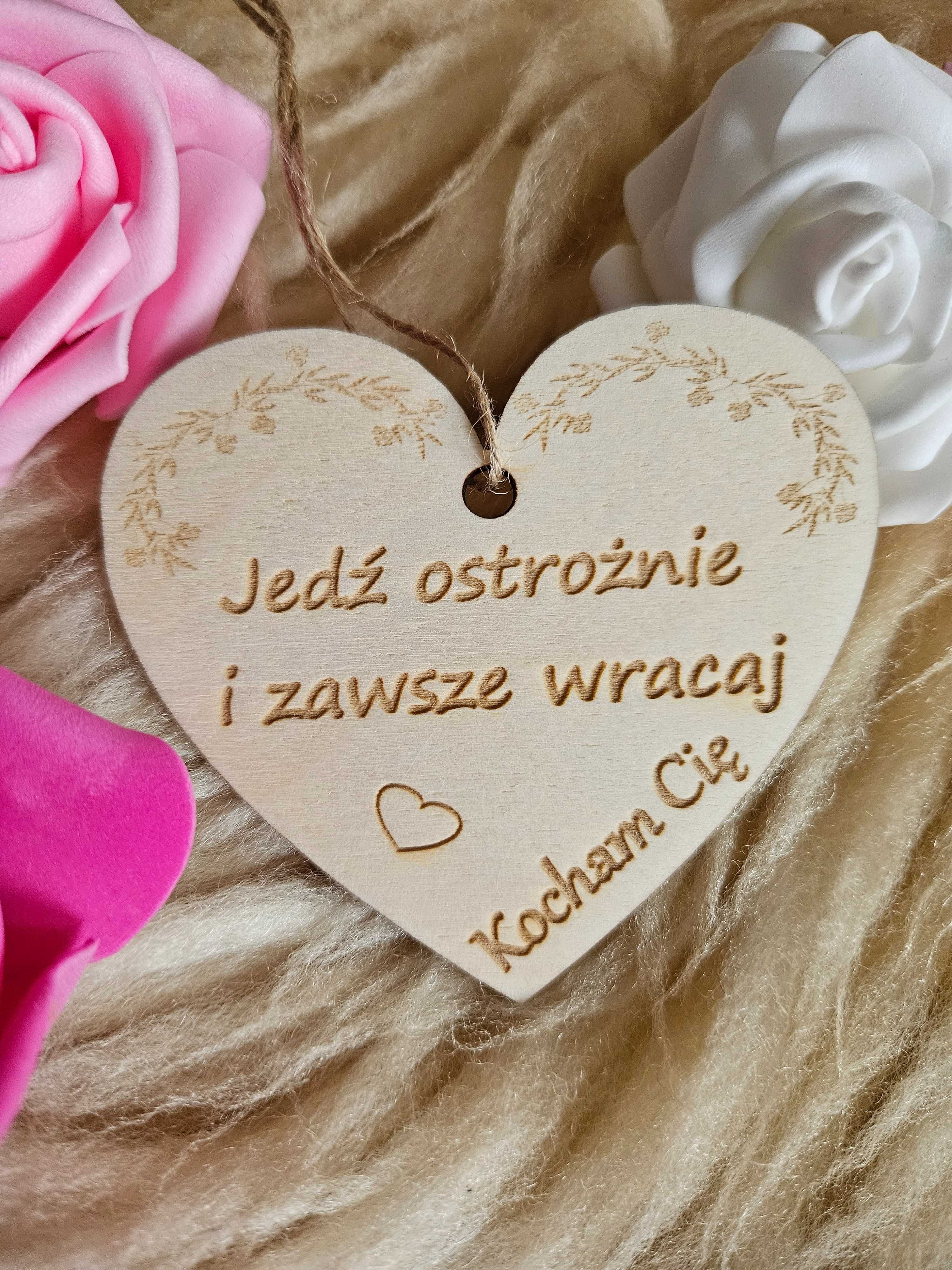 Zawieszka do auta serce z grawerem