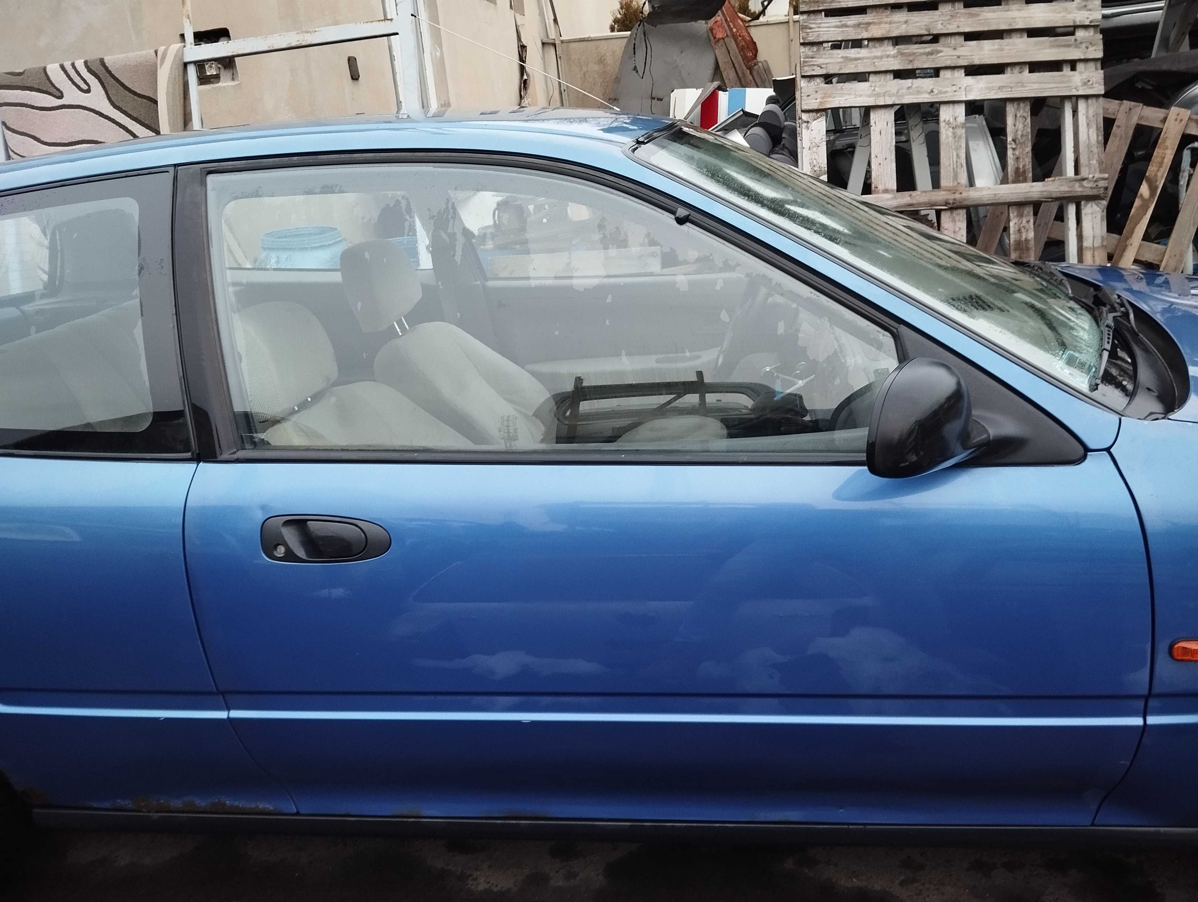 Honda Civic 3D (Jajo) 1.3i 1992r.Drzwi przednie prawe.