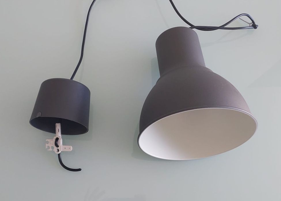 Candeeiro suspenso Ikea modelo Hektar