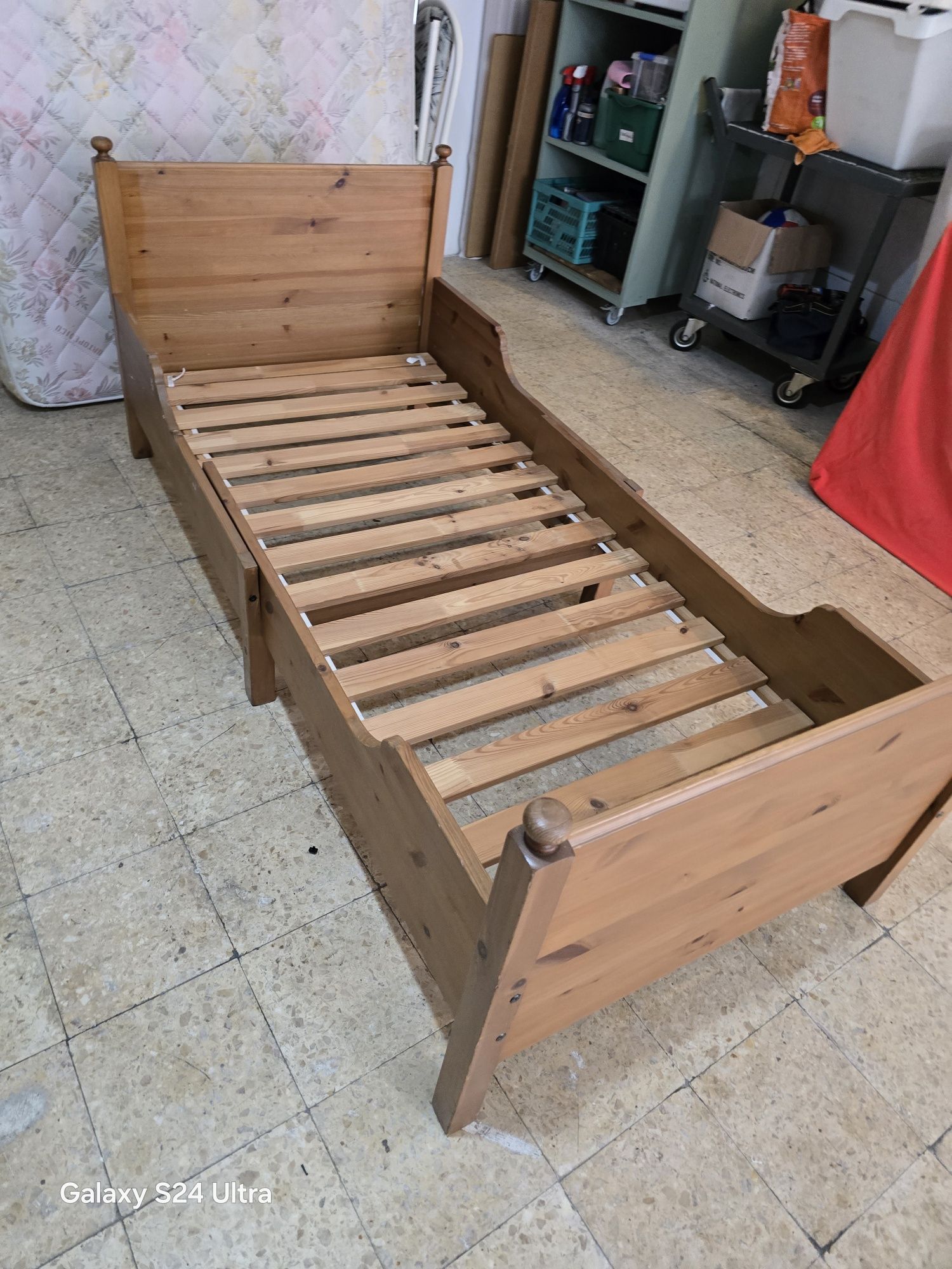 Cama ikea  criança