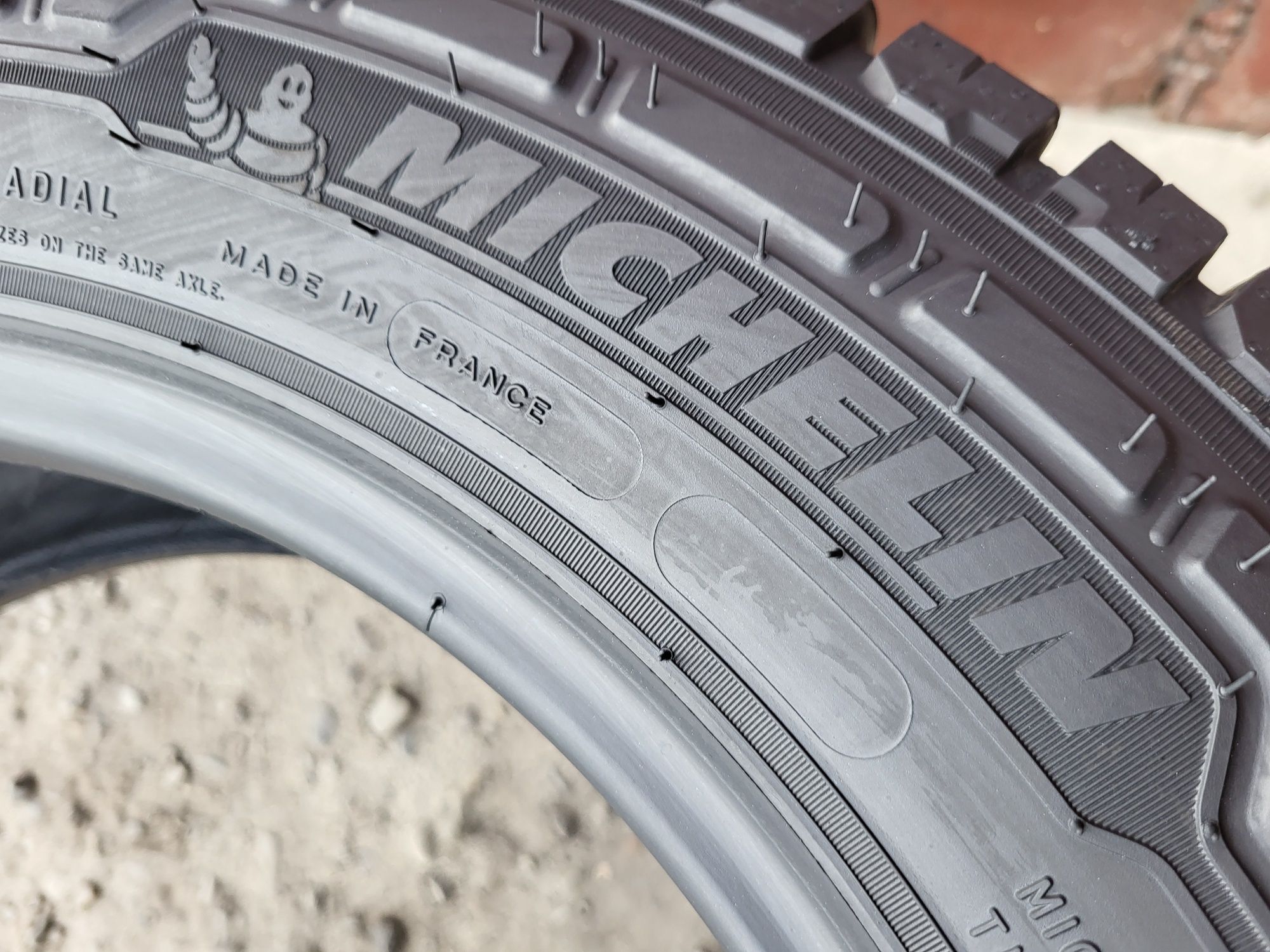 215/65/16C R16C Michelin AGILIS CrossClimate 2шт ціна за 1шт шини
