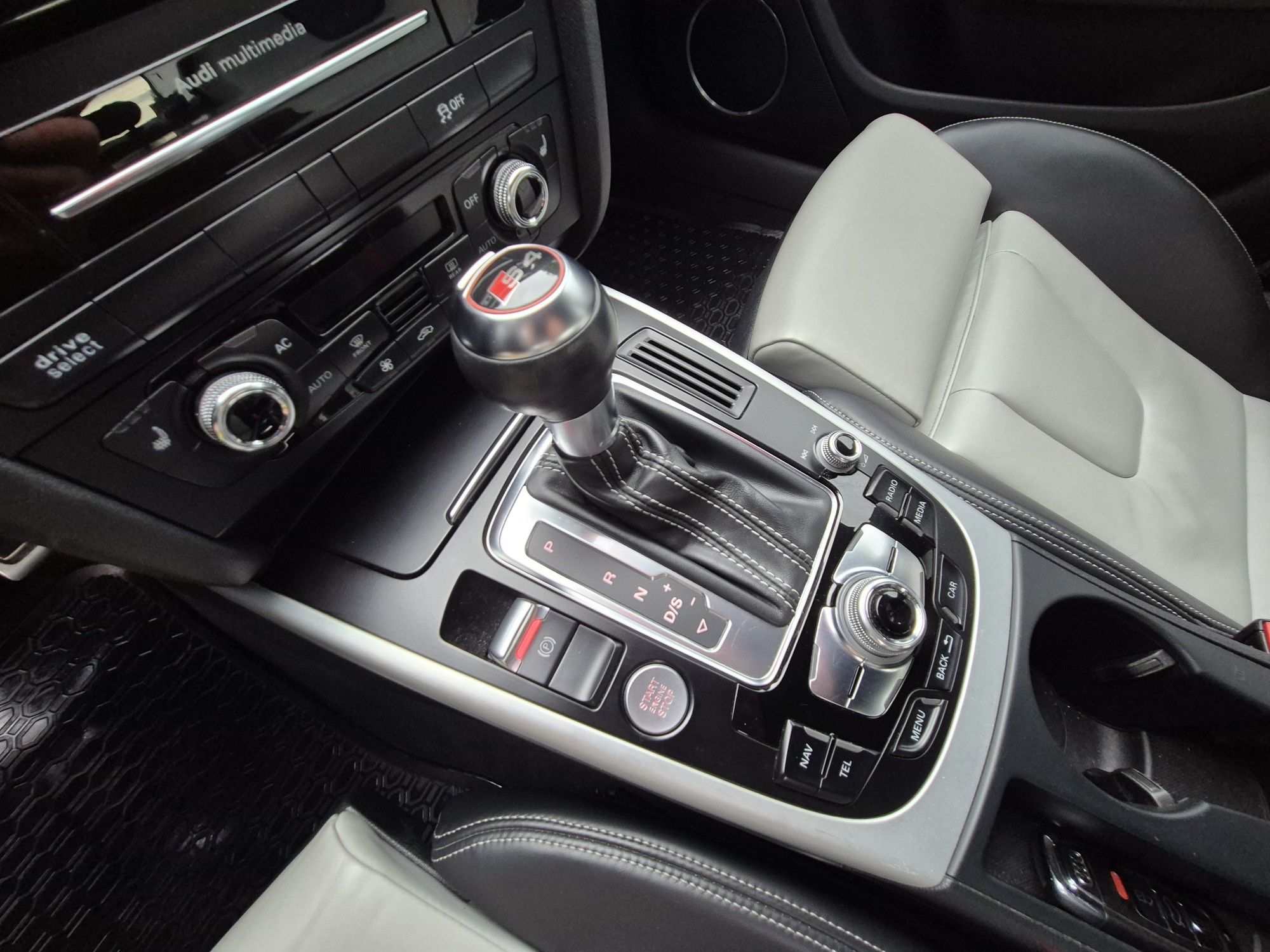 Audi S4 B8 Quattro 3 L. V6 Kompressor
