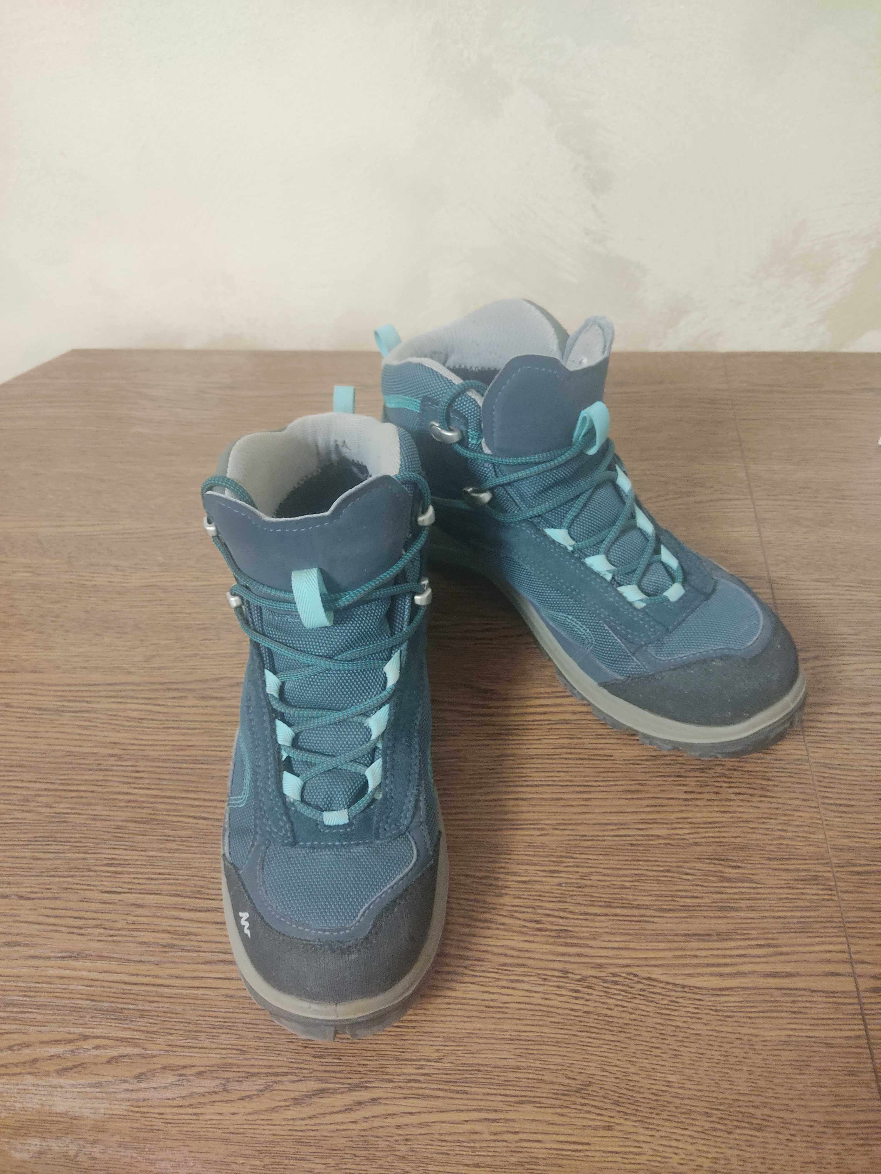 Buty damskie trekkingowe zimowe  Quechua z Decathlon r. 39,5