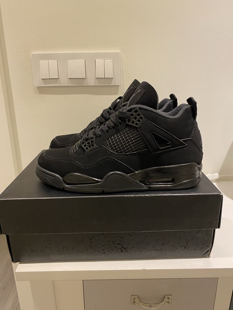 Air Jordan 4 Black Cat