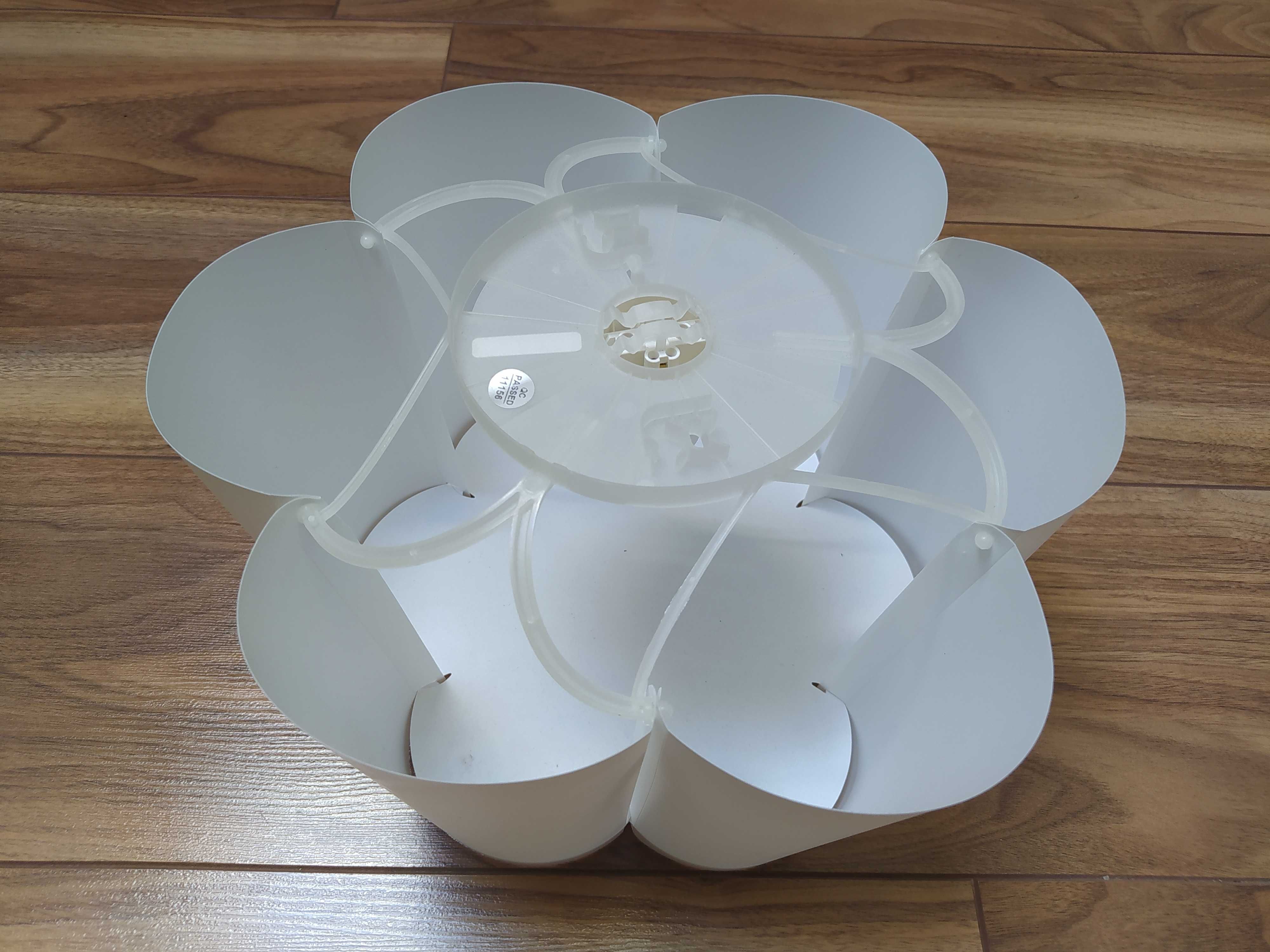 Abażur biały, IKEA typ T1410 z oprawką na żarówkę E27