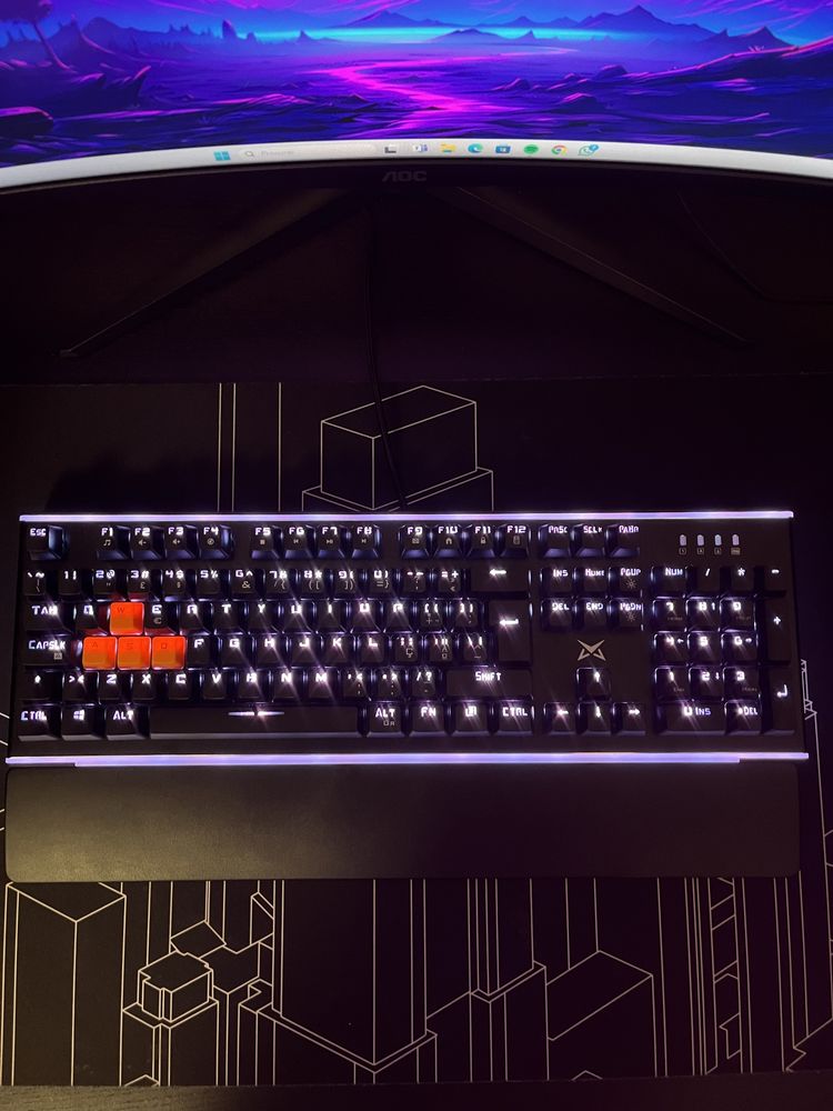 Teclado Mecânico Matrics Phantom RGB