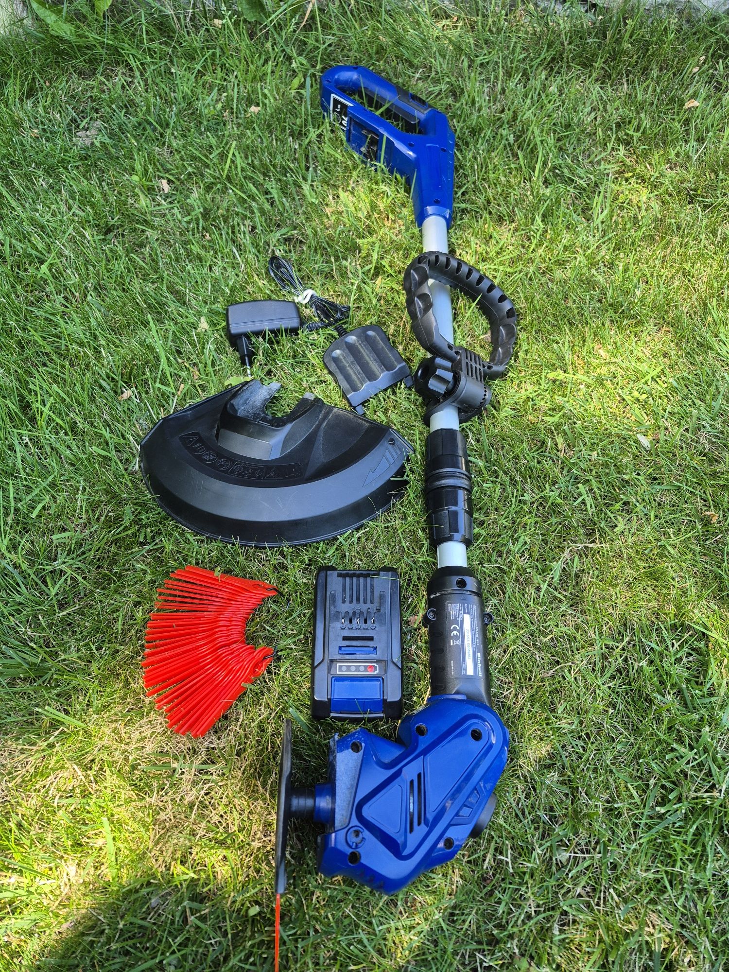 Podkaszarka akumulatorowa Einhell BG-ART 18 Li