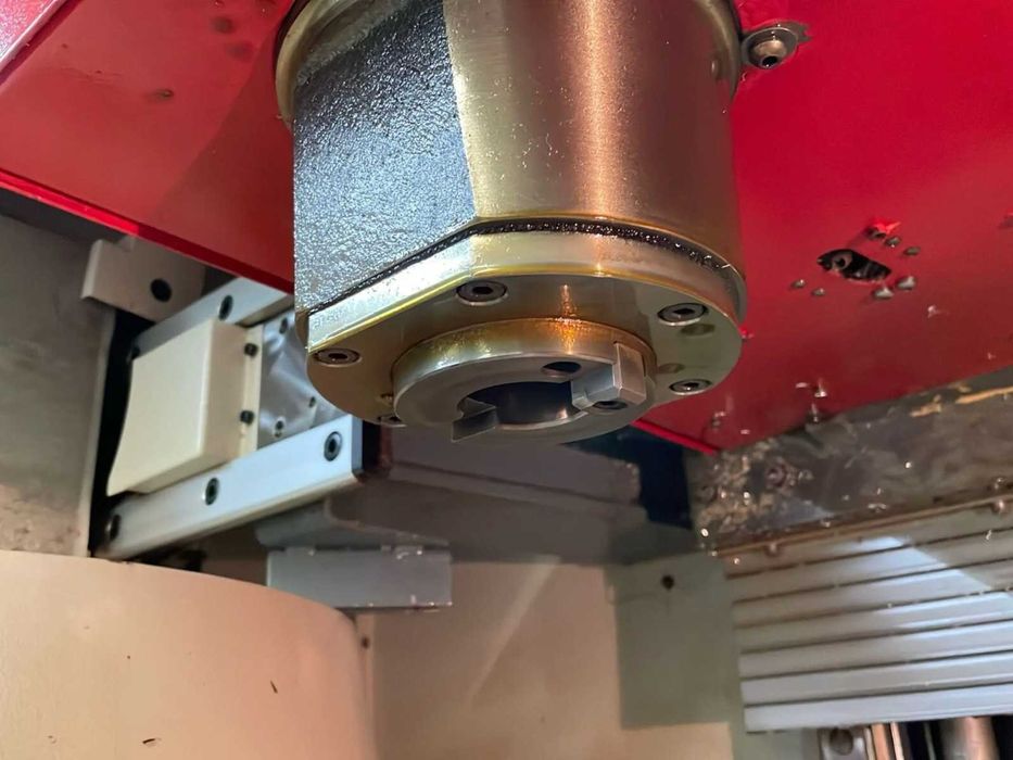 Centrum Frezarka CNC CINCINNATI Arrow _ 1250 _ DMG