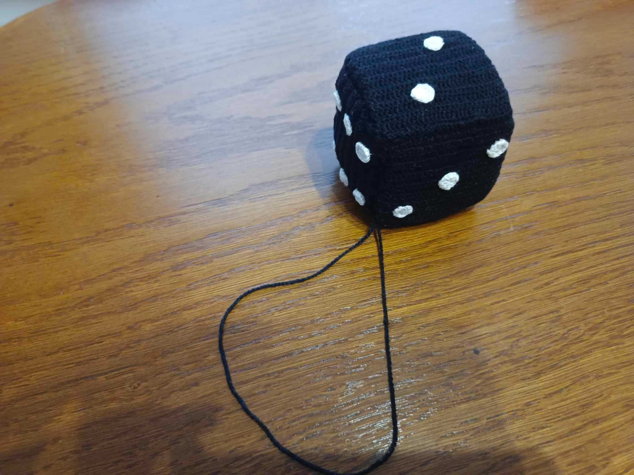 Kostka 3D na szydełku