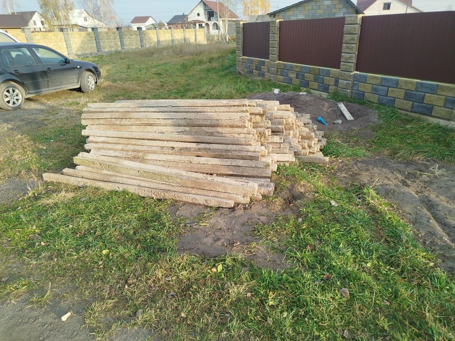 Стовбчики, стовби бетонні 2,40