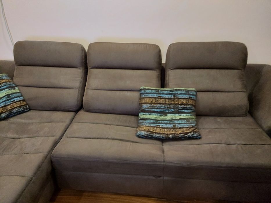 Продам великий диван з атаманкою