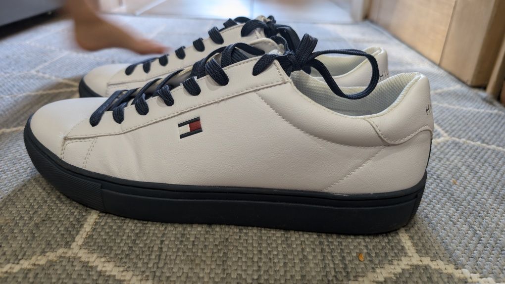 Шкіряні кеди Tommy Hilfiger