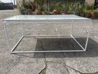 Mesa em ferro para sala