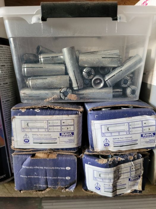 Sprzedam kotwy metalowe