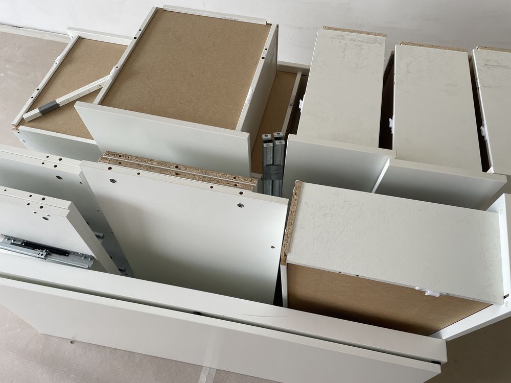Cómoda IKEA NORDLI – 10 Gavetas (5 Curtas + 5 Longas) – Impecável
