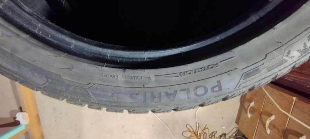 Зимові шини Barum Polaris 5 245/40 R18