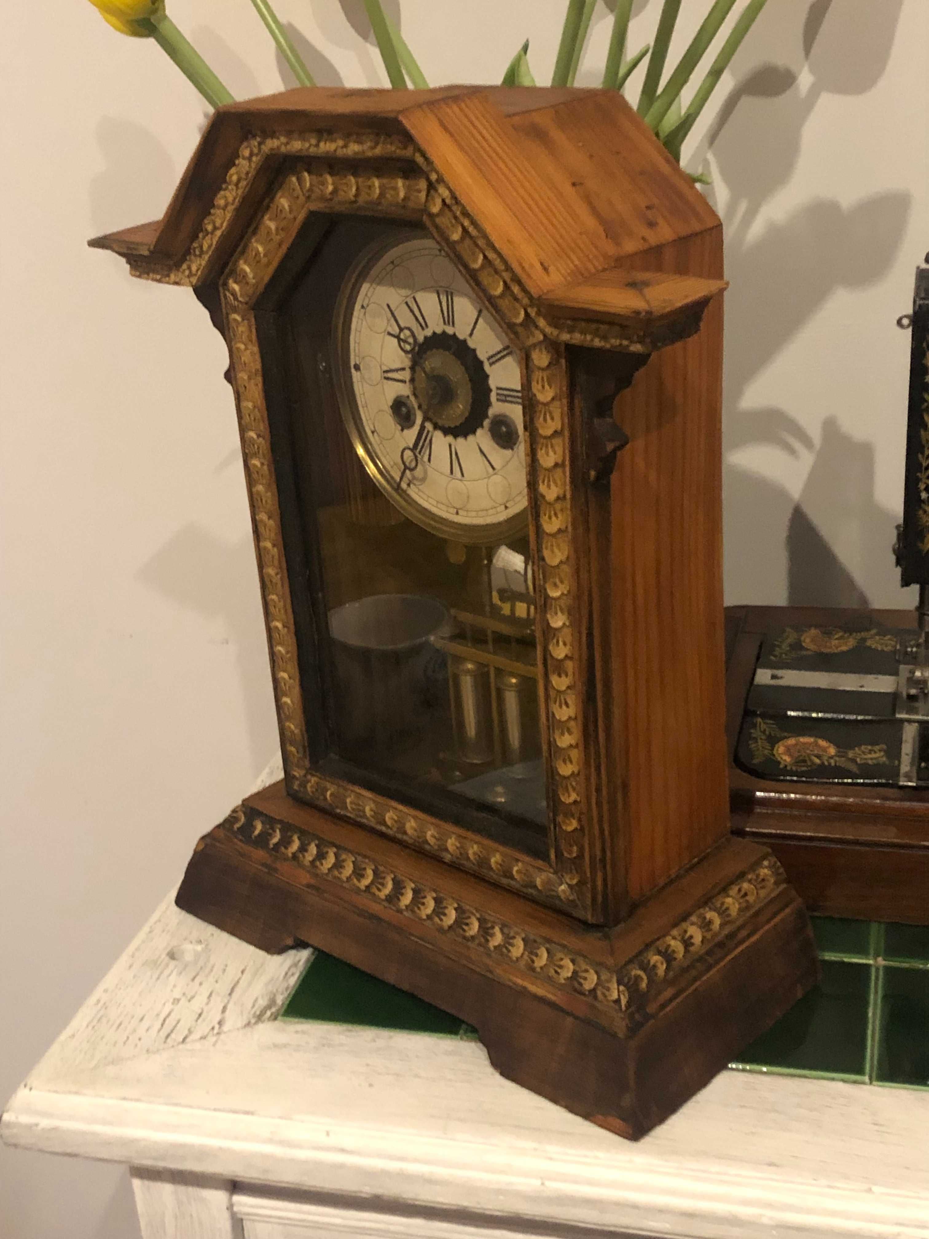 Stary zabytkowy zegar Junghans