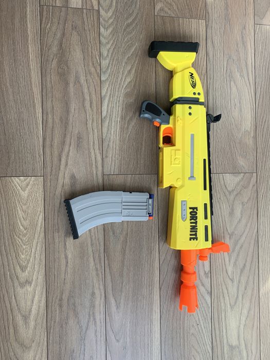 Karabin NERF Fortnite *strzałki w zestawie 10sztuk*