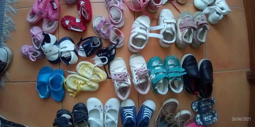 Calçado Lote calçado diverso para bebé