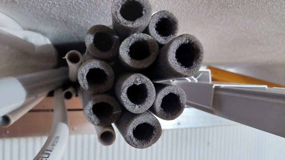 Tubo espuma isolante