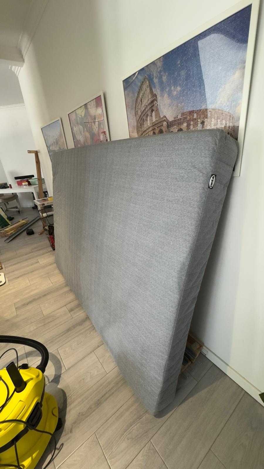 Cama com colchão 140x200