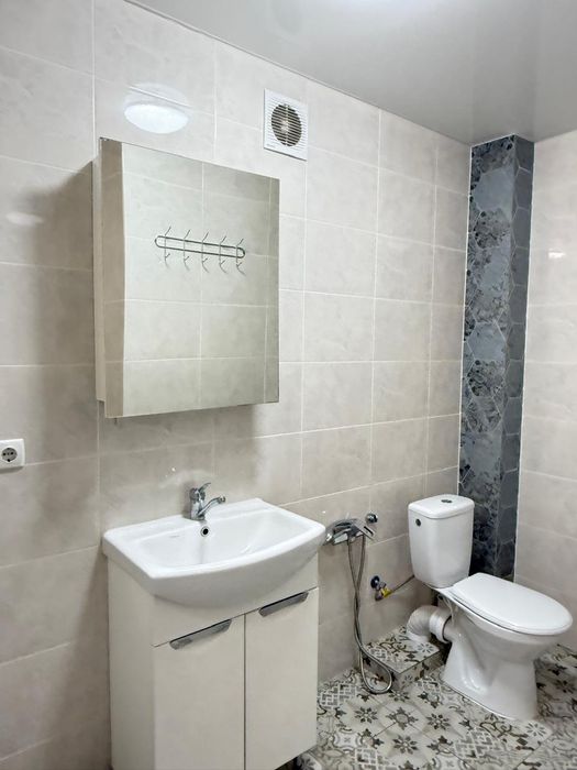 Оренда квартири 66,8 кв.м. Варшавський мікрорайон