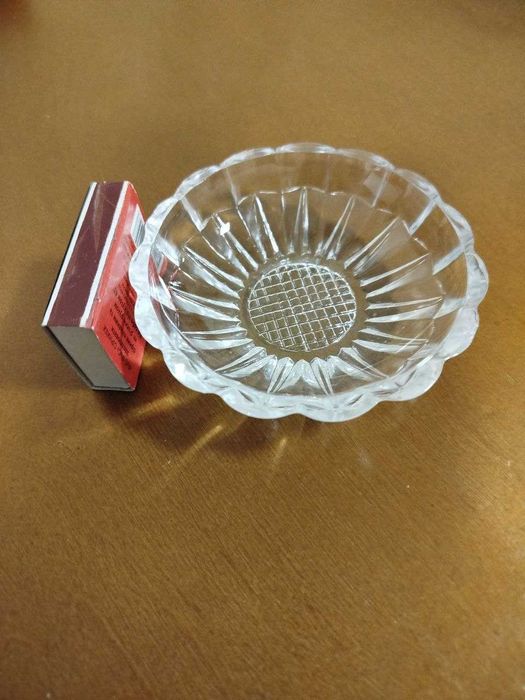 посуд скло десертні тарілочки