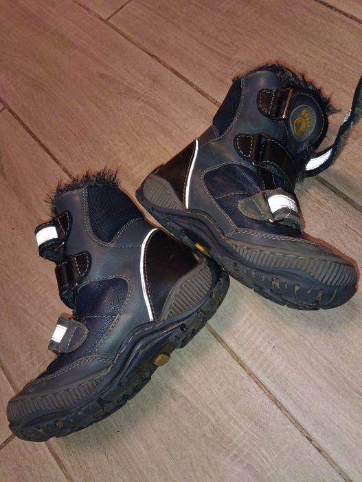 Зимове взуття, шкіряні черевики Memo