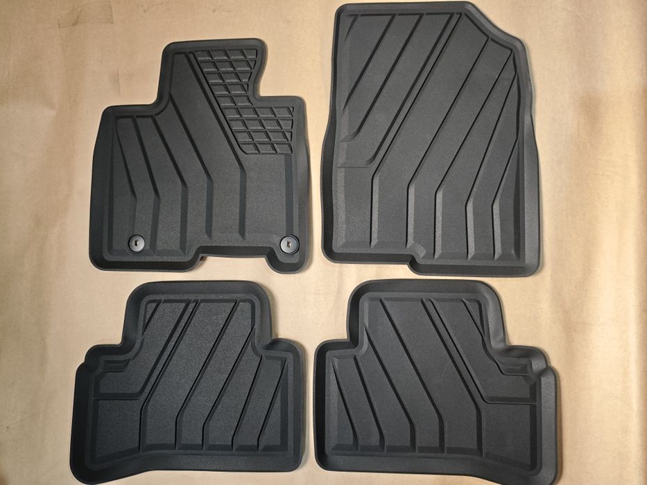 Dywaniki gumowe do Hyundai Tucson 4gen od 2020r. Nowe bez zapachowe.