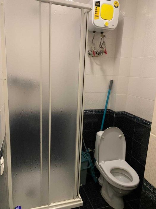 Офіс 80 кв.м, вулиця Бойчука 1-А, метро Звіринецька (Дружби Народів)